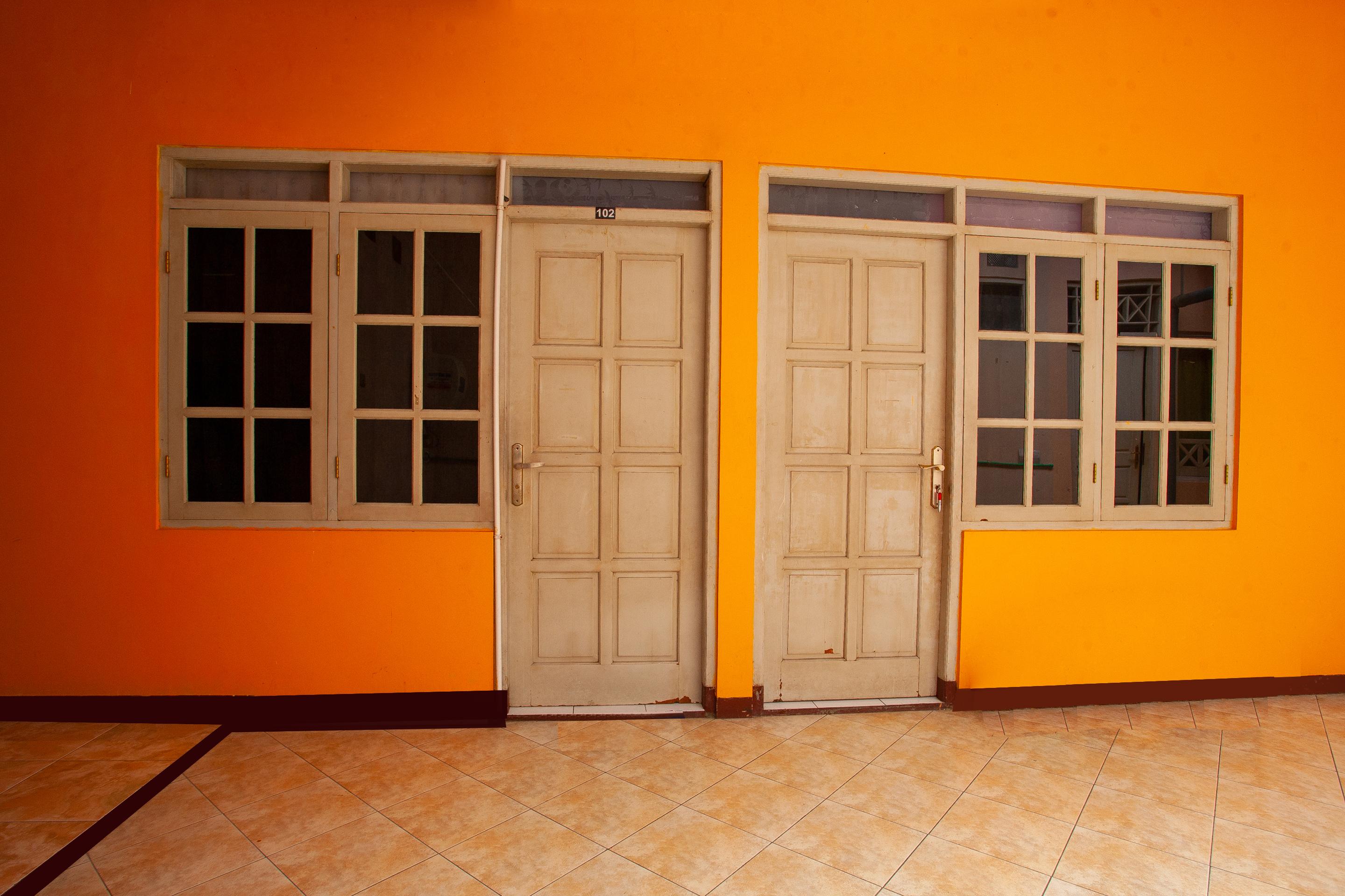 Hotel Spot On 2697 Homy House à Semarang Extérieur photo